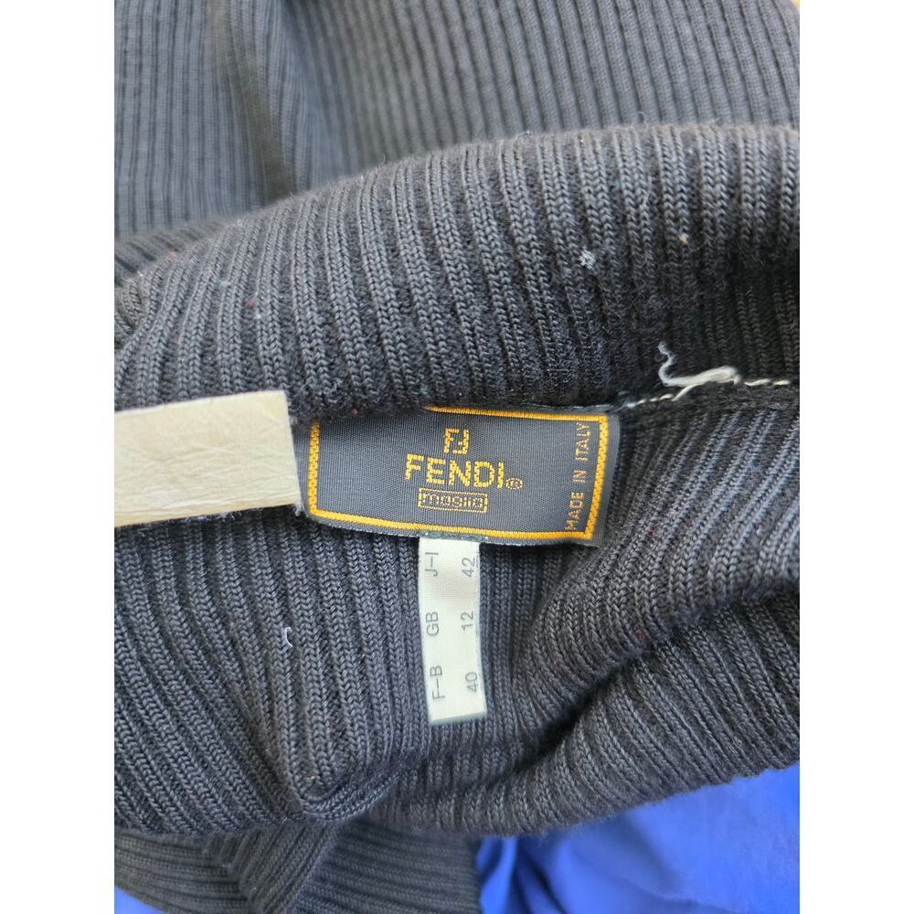 Authentic Fendi Black Ribbed Turtleneck Sweater Size 42 Italy 8 USA - Picture 6 of 7